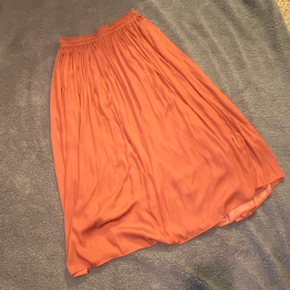 Uniqlo long length skirt